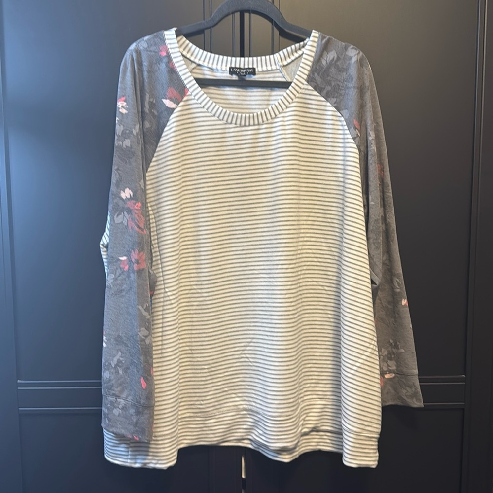 Lane Bryant Raglan Top – Size 26/28